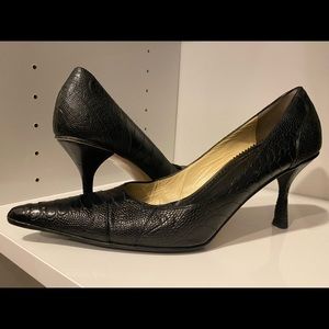 Gucci Like New! Ostrich Heels. Very chic. 2.5 inch heel.